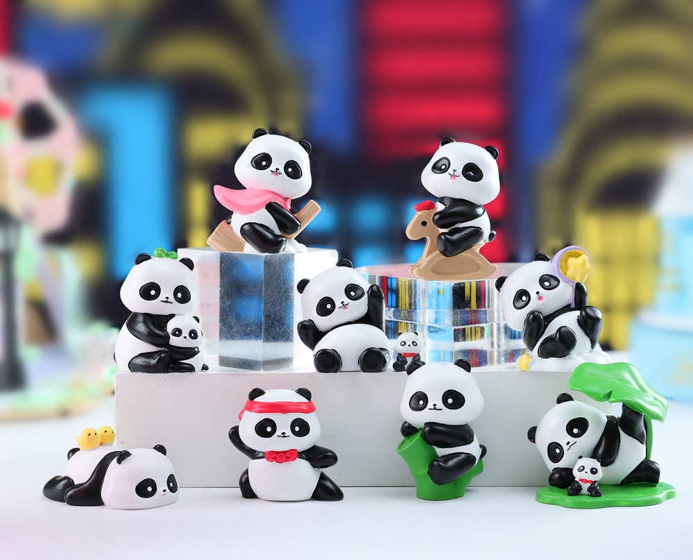 PANDA FIGURINE BLIND BOX