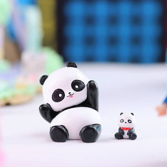 PANDA FIGURINE BLIND BOX