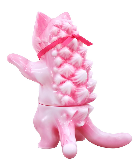 Negora Strawberry Au Lait by Konatsu Sofubi FEWMANY