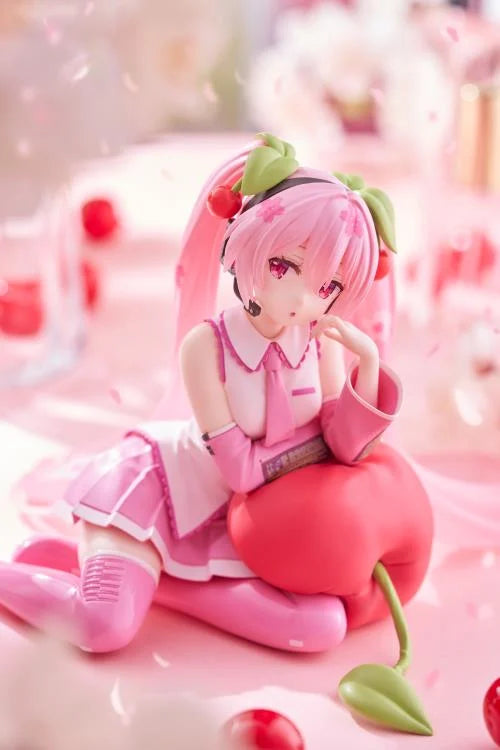 Sakura Miku Desktop Cute Figure (Cherry Cushion Ver.) - Preorder Art toy Taito