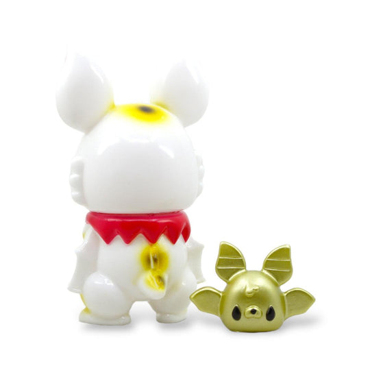 Bat Monster Beckoning by Kounosuke Chishima Sofubi C-TOYS