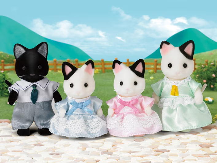 Tuxedo Cat Family Dolls, Playsets & Toy Figures Calico Critters